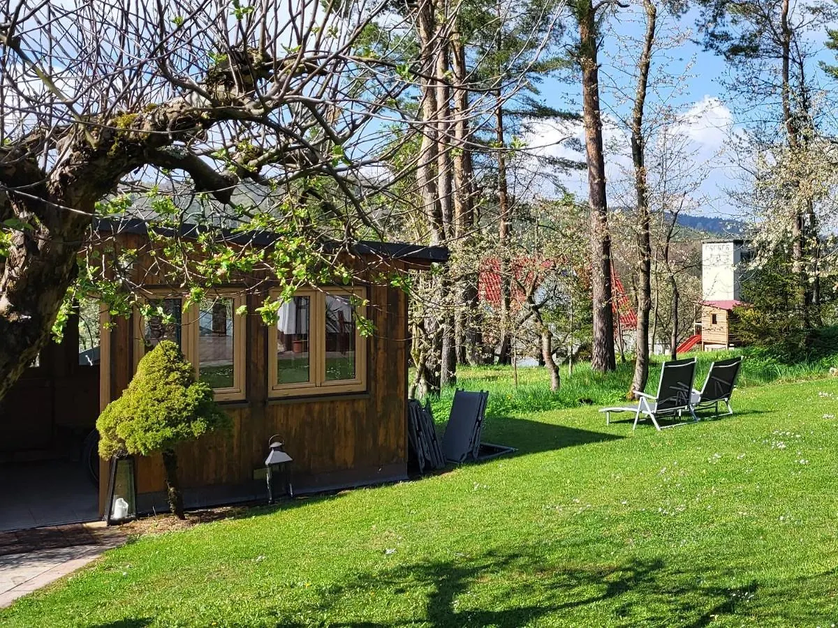 Pension Am Wald Goessweinstein Guest house